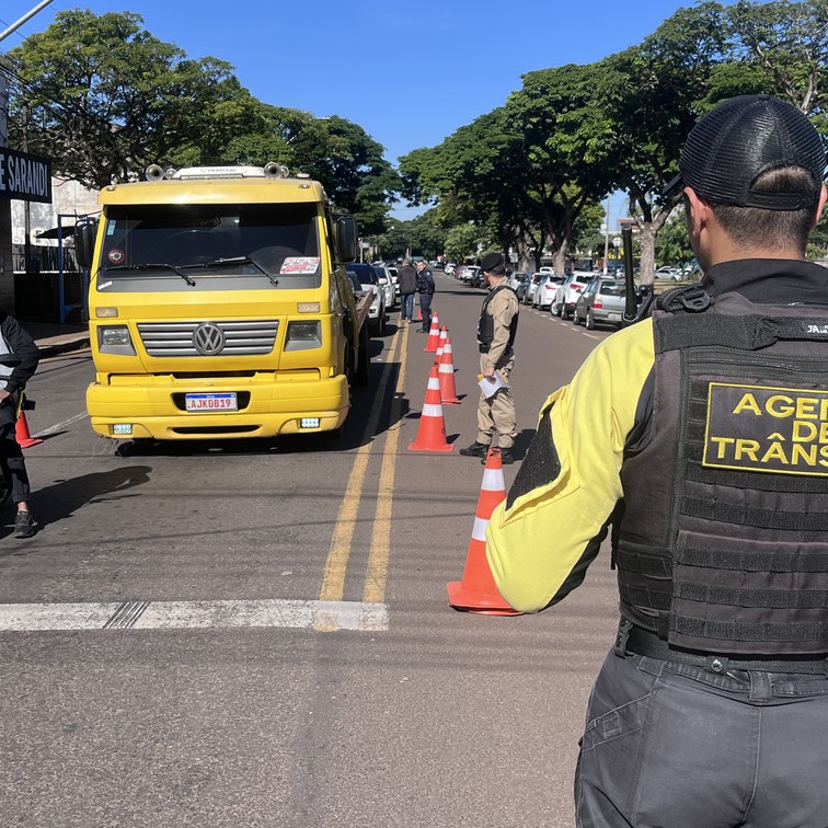 Maio Amarelo 2026 em Sarandi realiza primeira blitz educativa para reforçar conscientização no trânsito